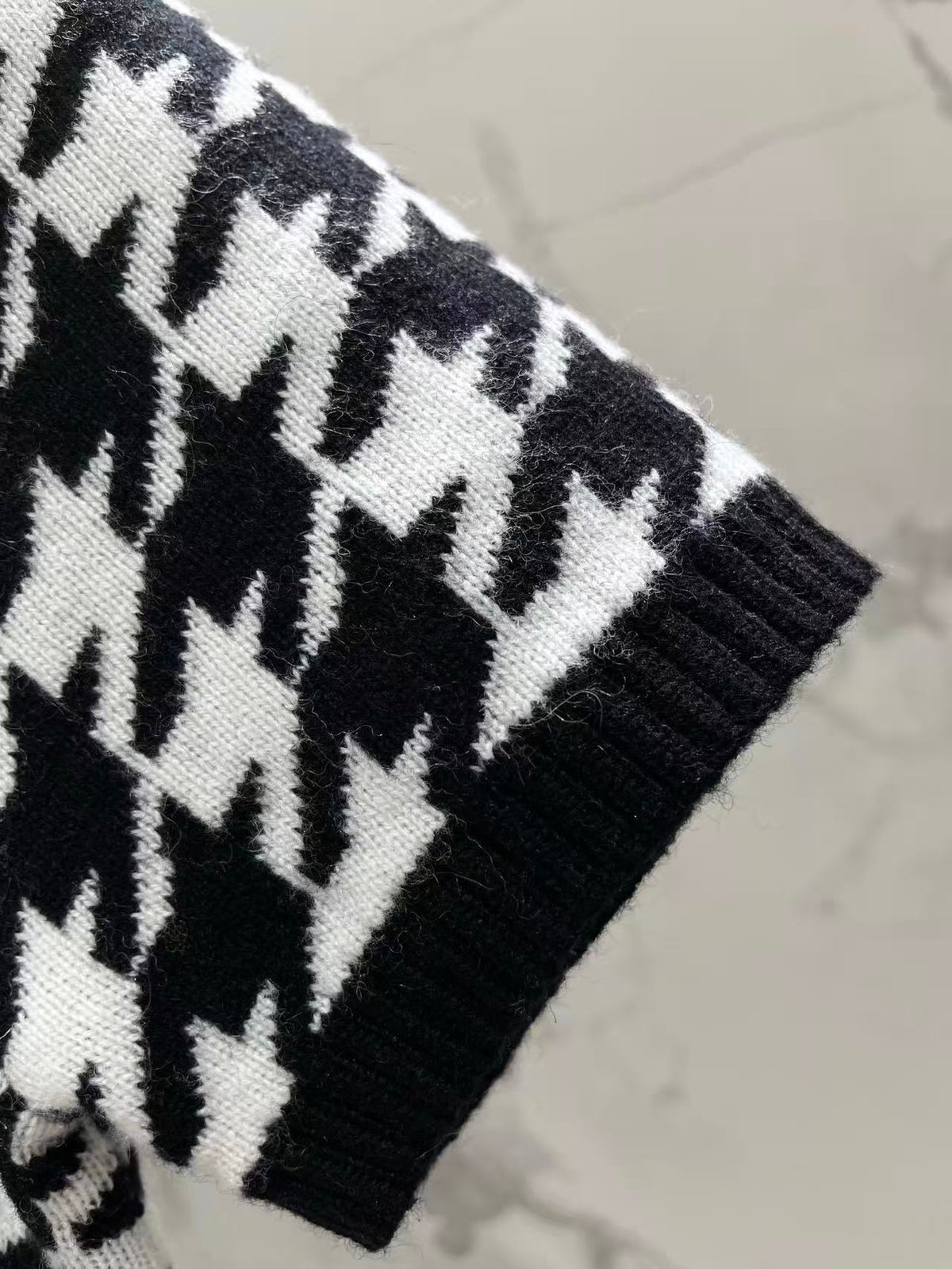 Houndstooth Bow Knit Short Sleeve