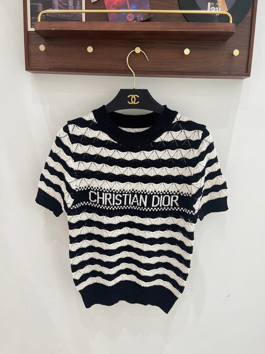 Letter Pattern Knit Top