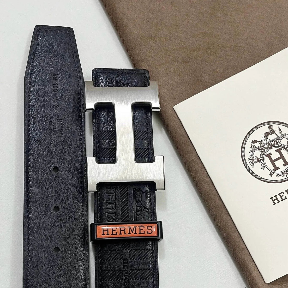 Minimalist Business Style Belt