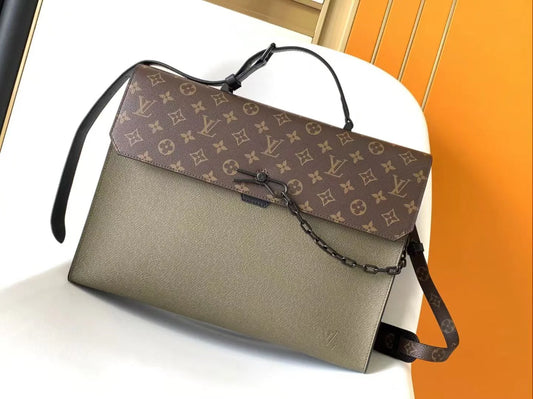 Timeless Leather Business Bag