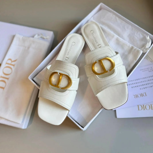 Minimalist Premium Metal-Buckle Sandals