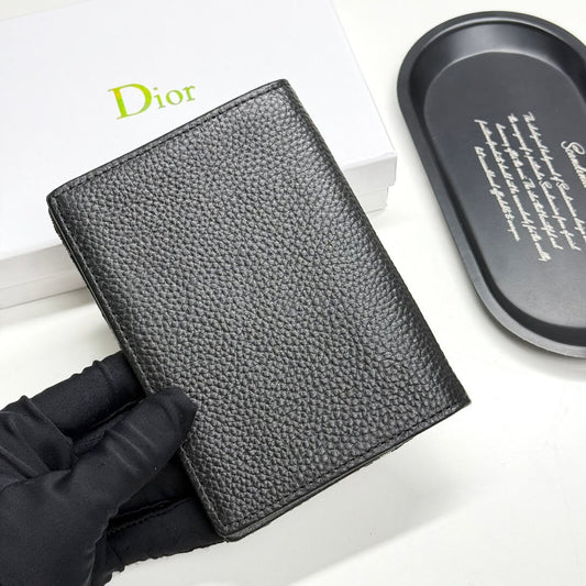 Classic Pattern Leather-Trimmed Short Wallet