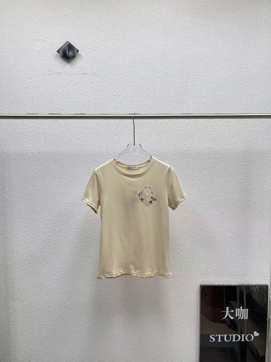 Floral Embroidery Crew Neck T-shirt