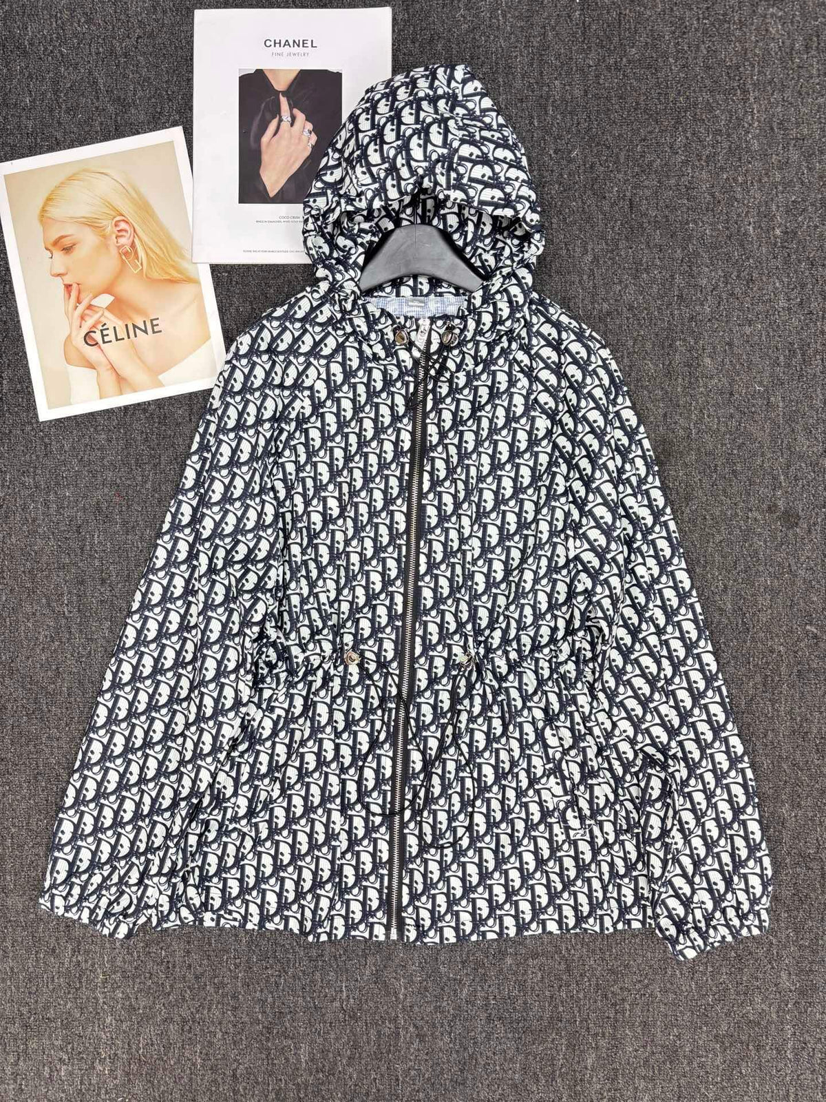 Logo Drawstring Hood Jacket