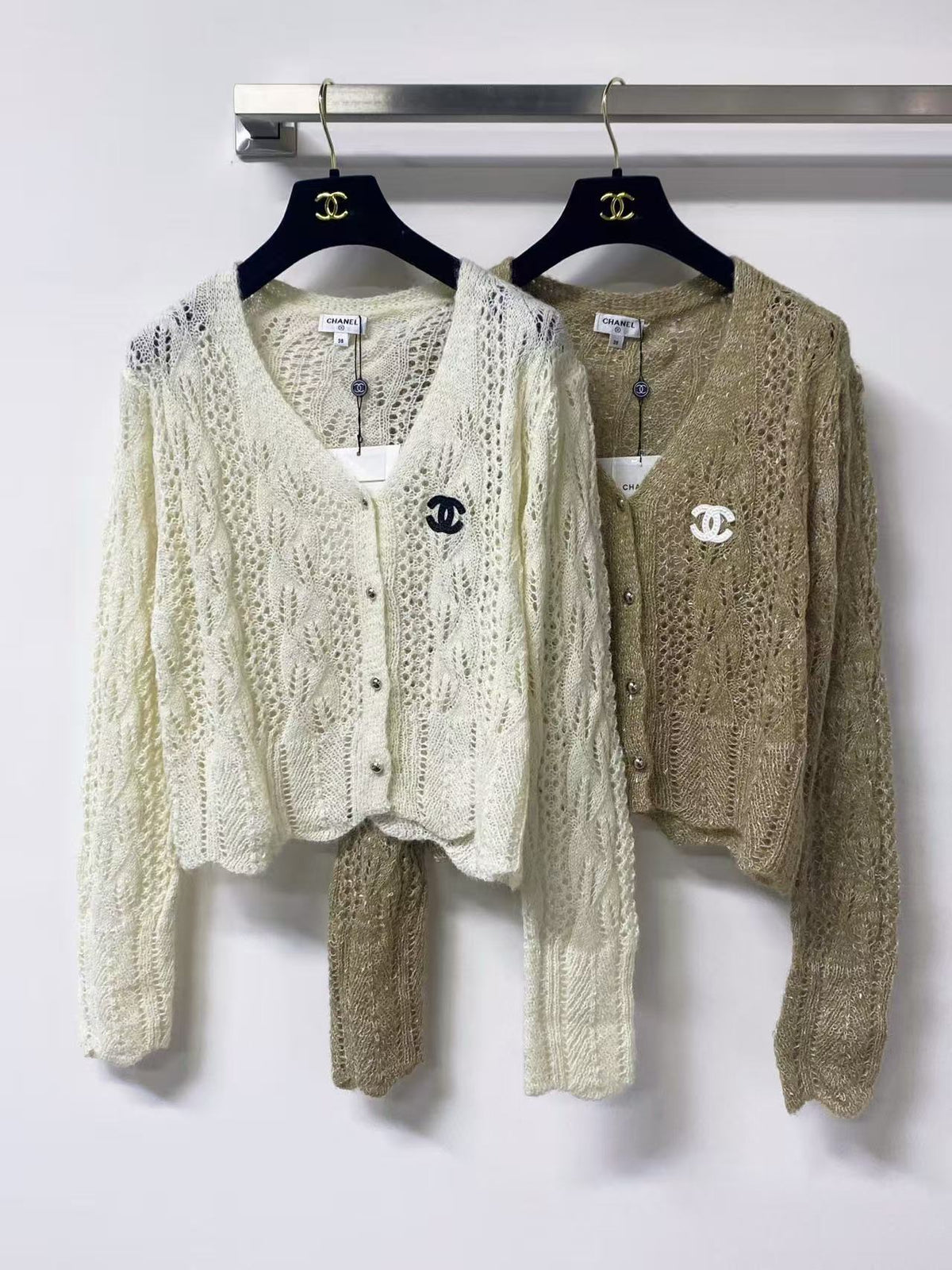 Fall Cropped V-Neck Cardigan