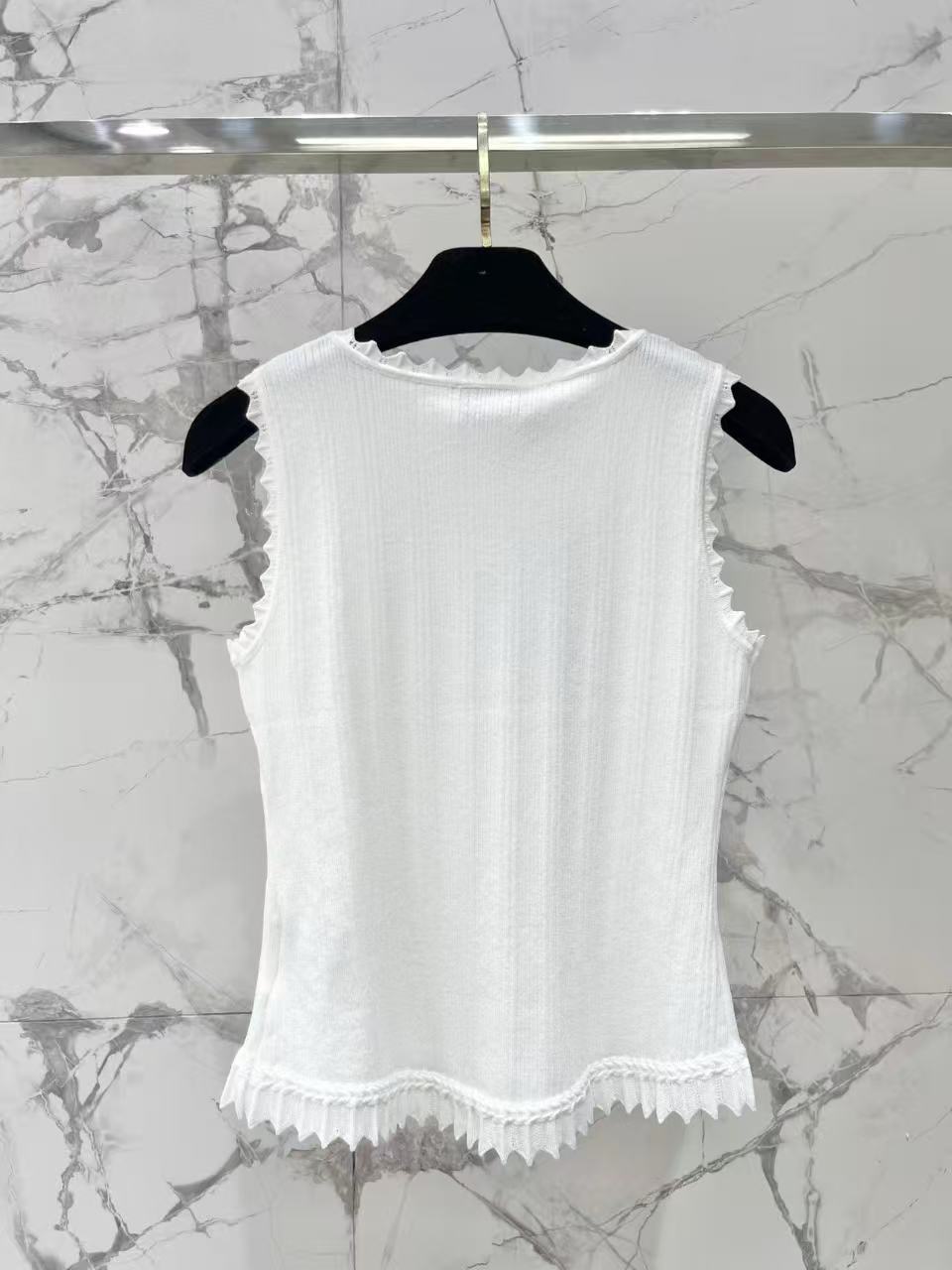 Embellished Floral Knit Vest