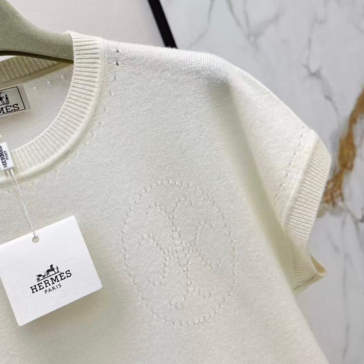 Minimalist Cashmere Short Sleeve