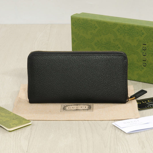 Obsidian Grained Zip Long Wallet