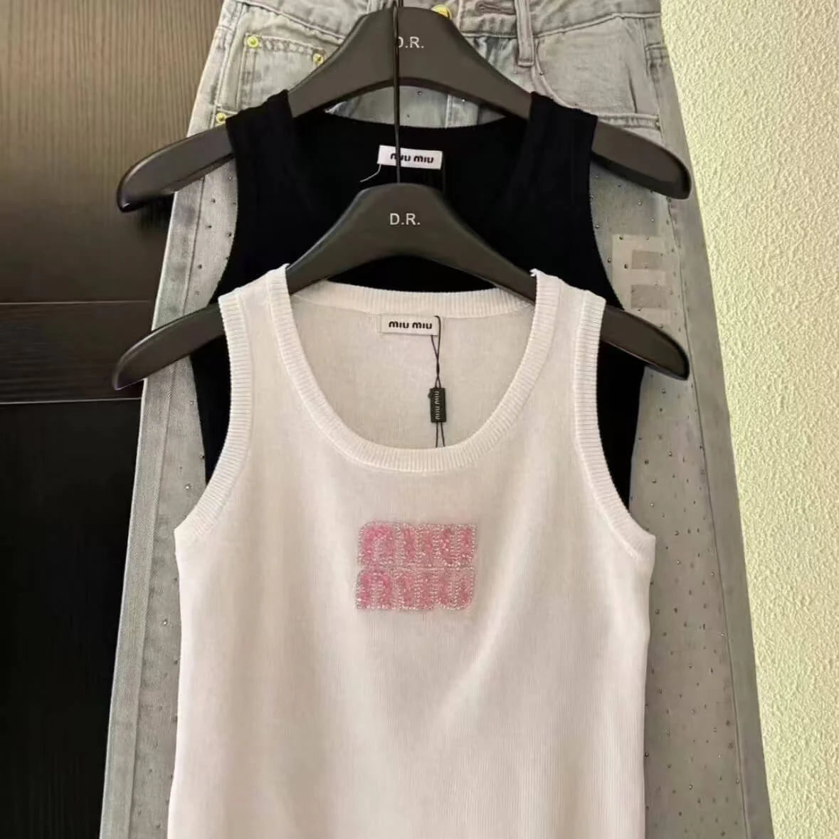 Casual Pink Diamond-Encrusted Vest