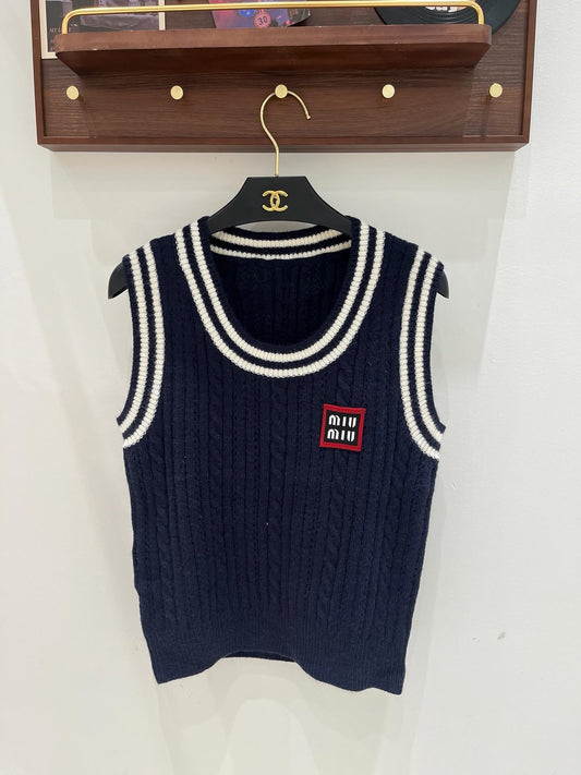 Cable Knit Striped Vest
