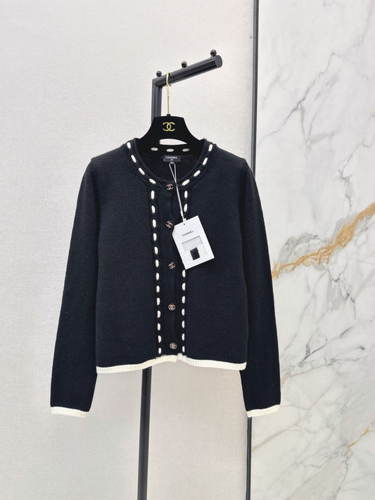 Button Cropped Knit Jacket
