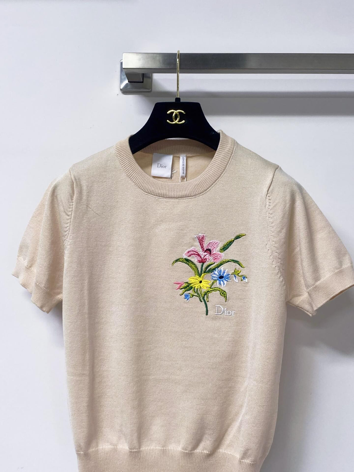 Floral Embroidered Knit Short Sleeve