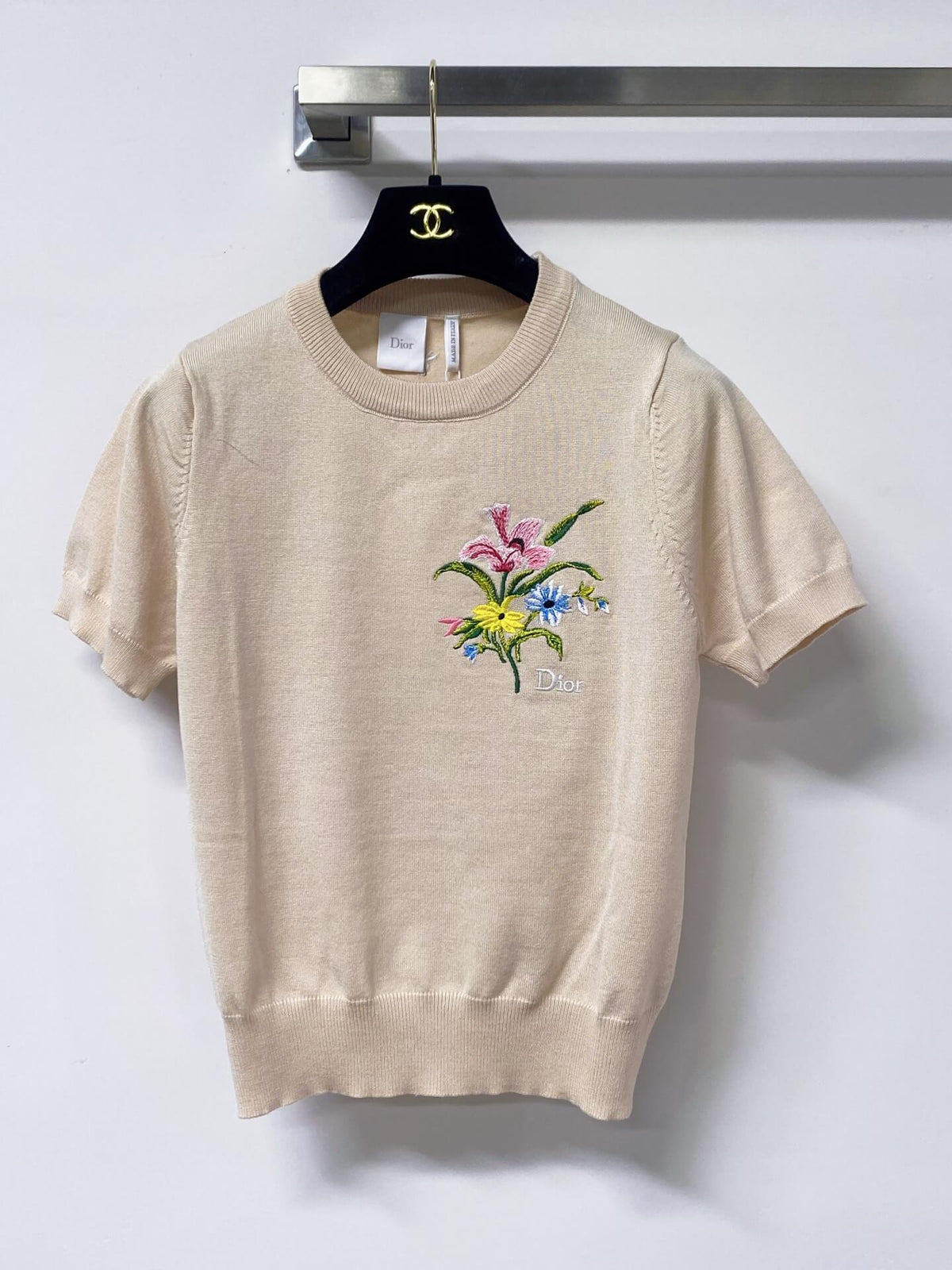 Floral Embroidered Knit Short Sleeve