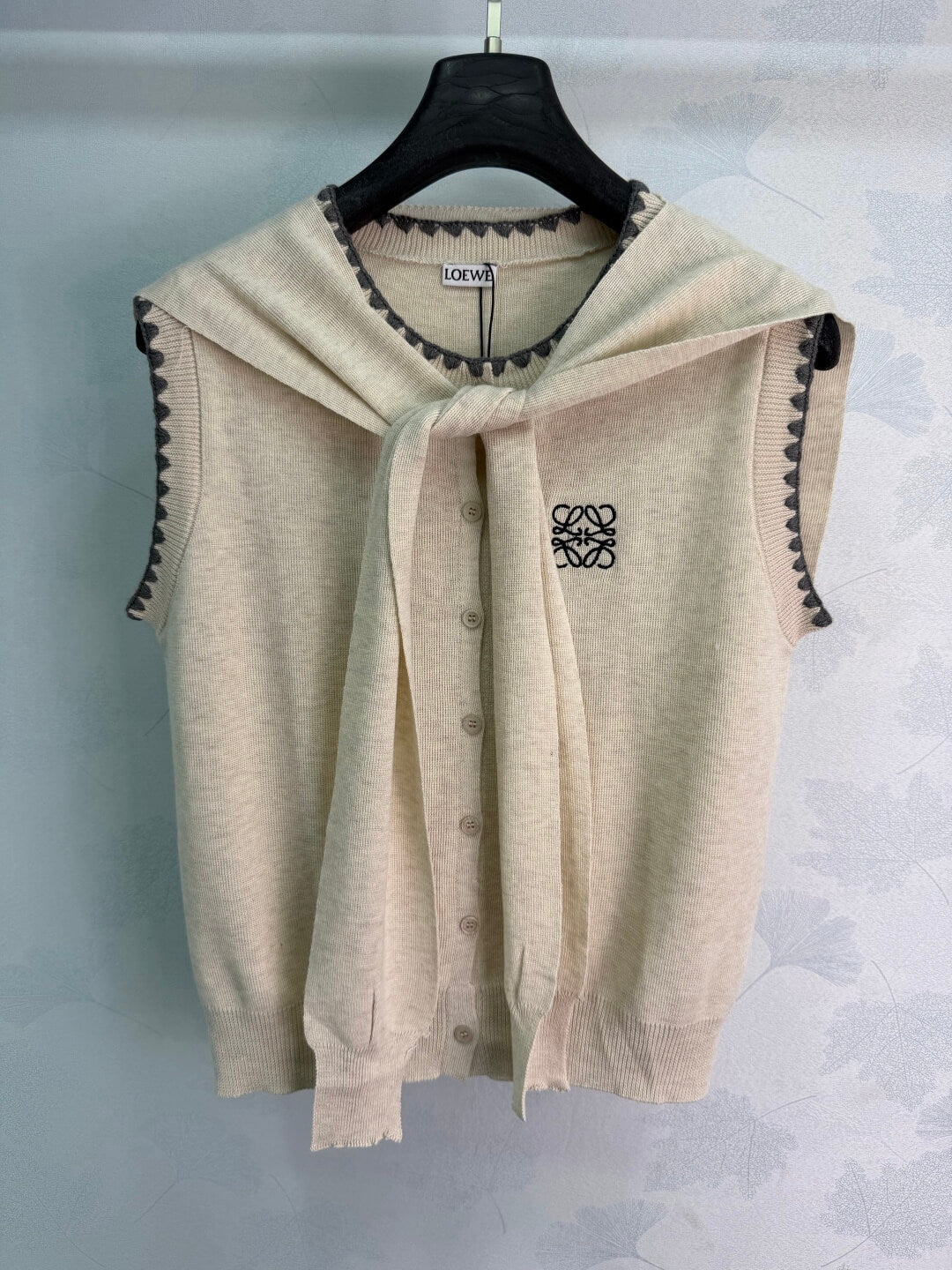 Tie Shawl Scallop Edge Knit Vest