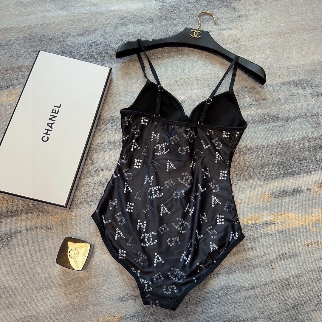 Chic Spaghetti Strap Swimsuit