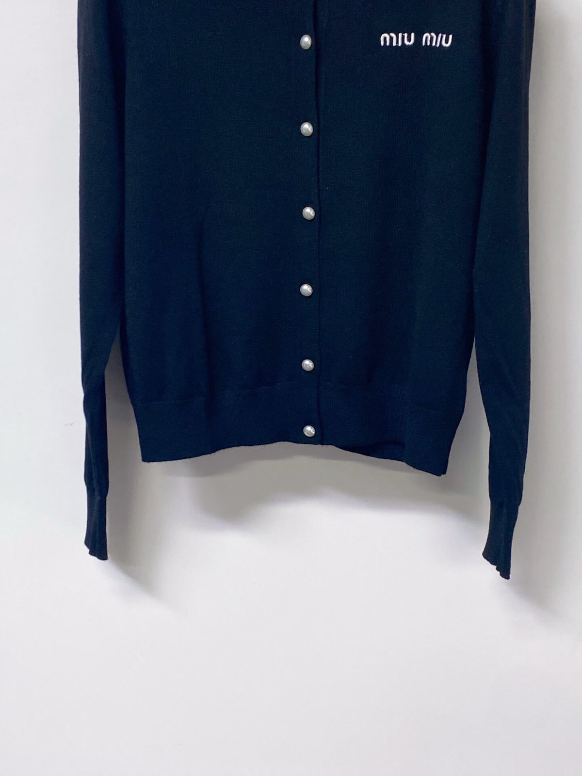 Pearl Trim Embroidered Knit Cardigan