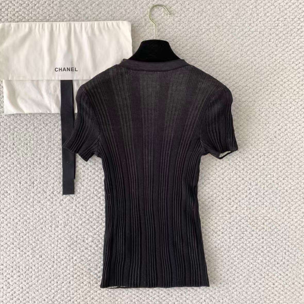Ribbed Knit Short Sleeve