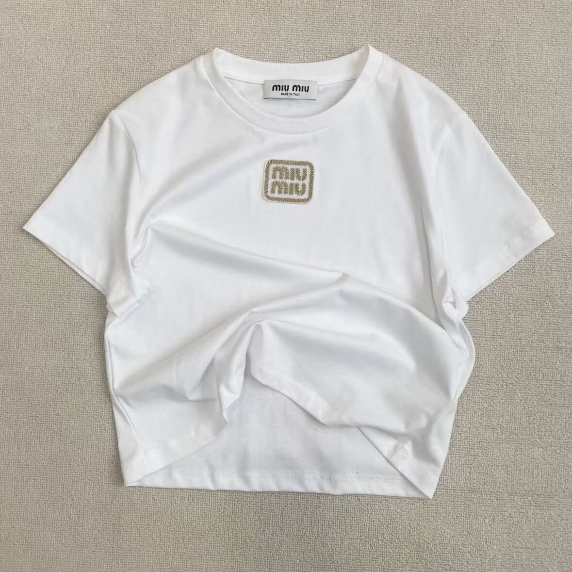Minimalist Gold Thread Letter Embroidery T-Shirt