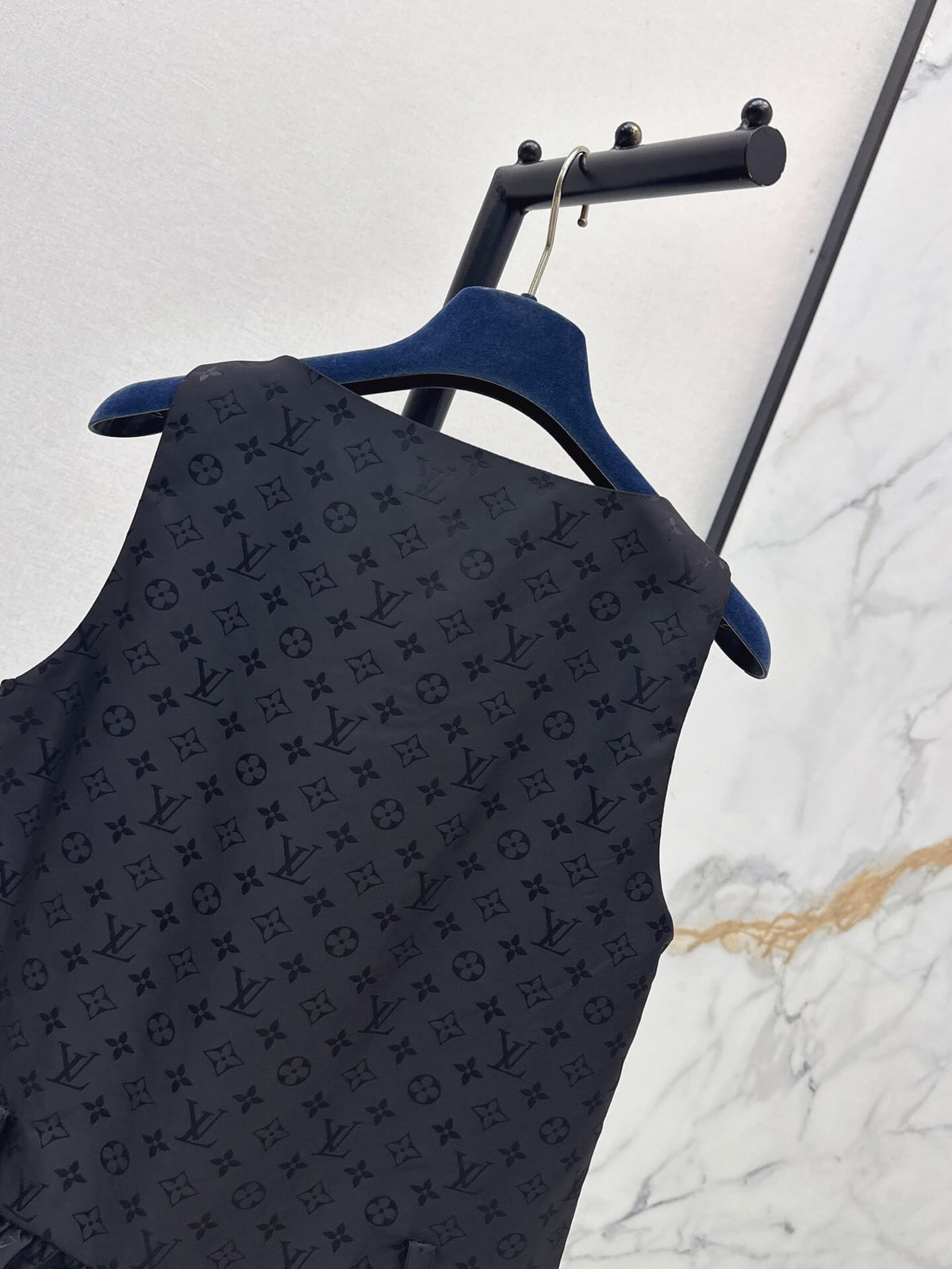 U-Front Zipper Flounce Hem Tank Dress