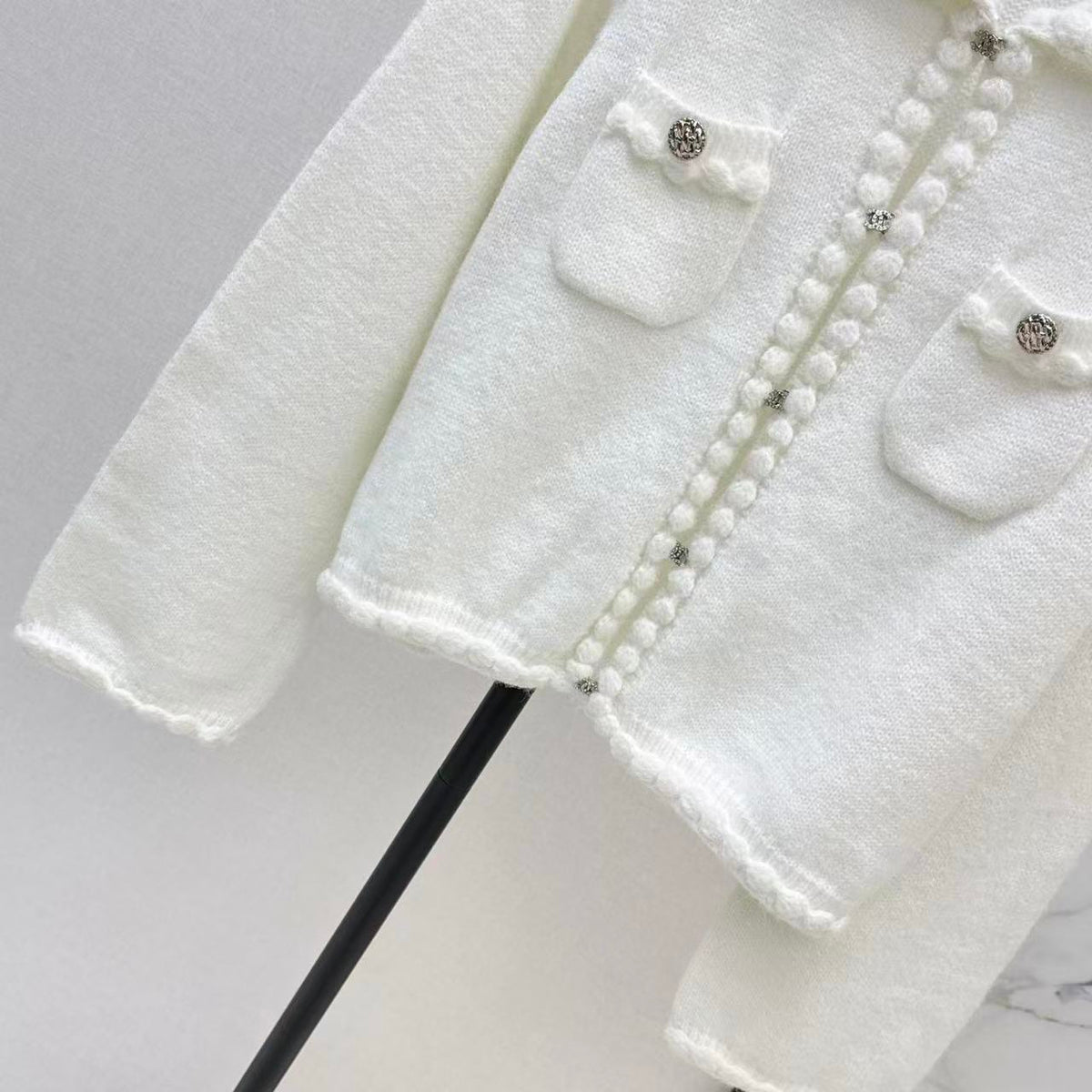 Elegant Collared Knit Cardigan