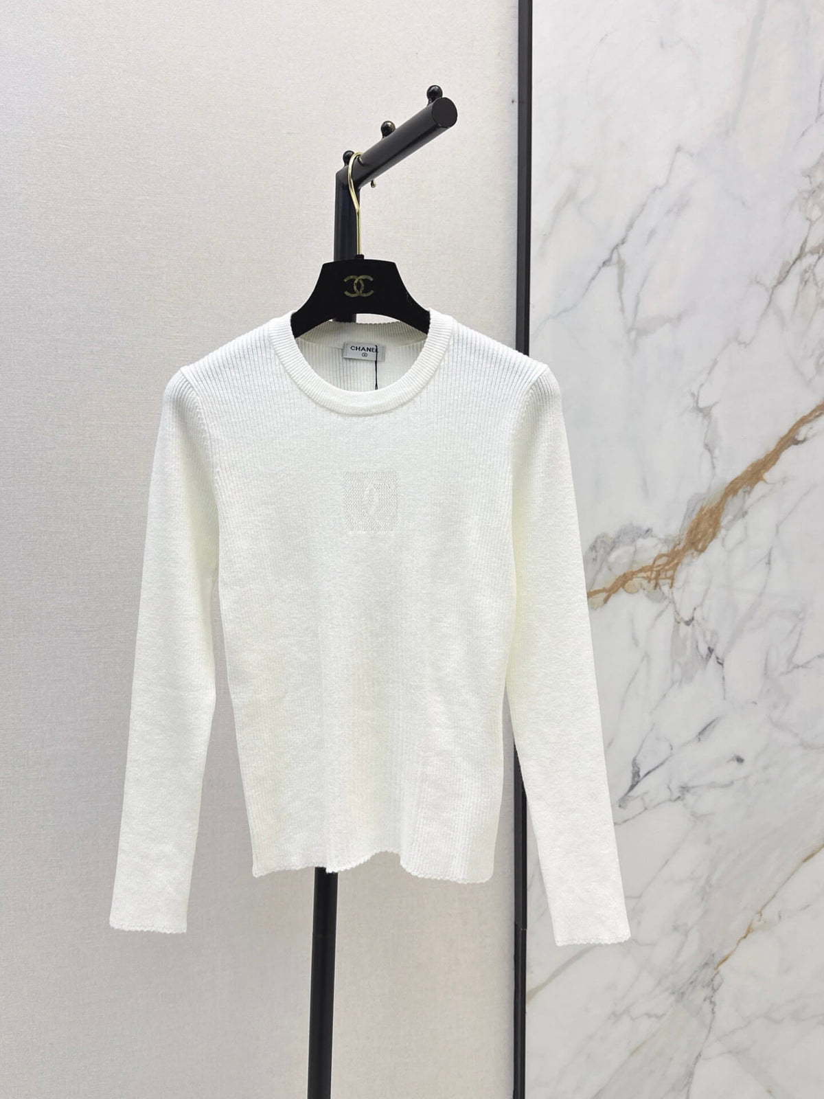 Slim Fit Long Sleeve Knit Top