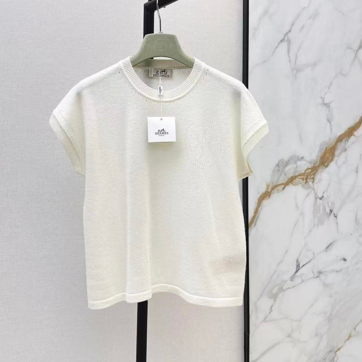 Minimalist Cashmere Short Sleeve