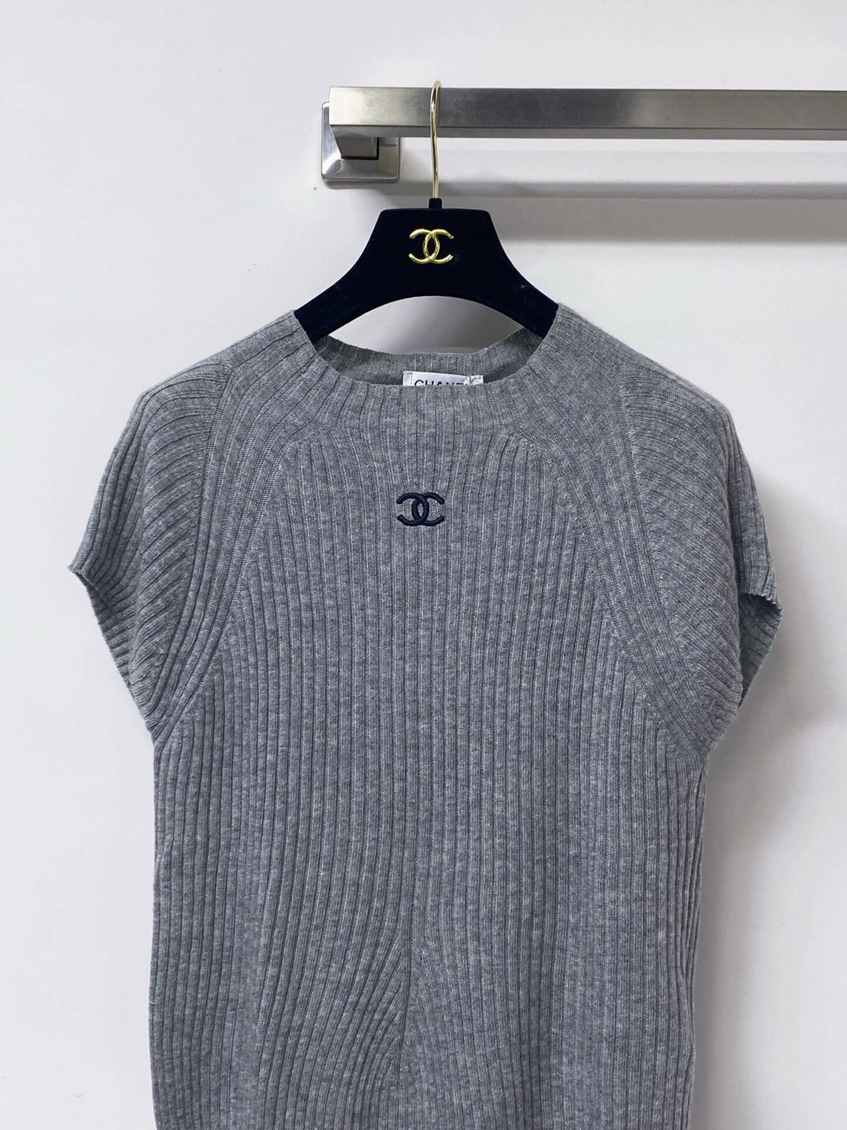 Rib Knit Cap Sleeve Crew Neck Top