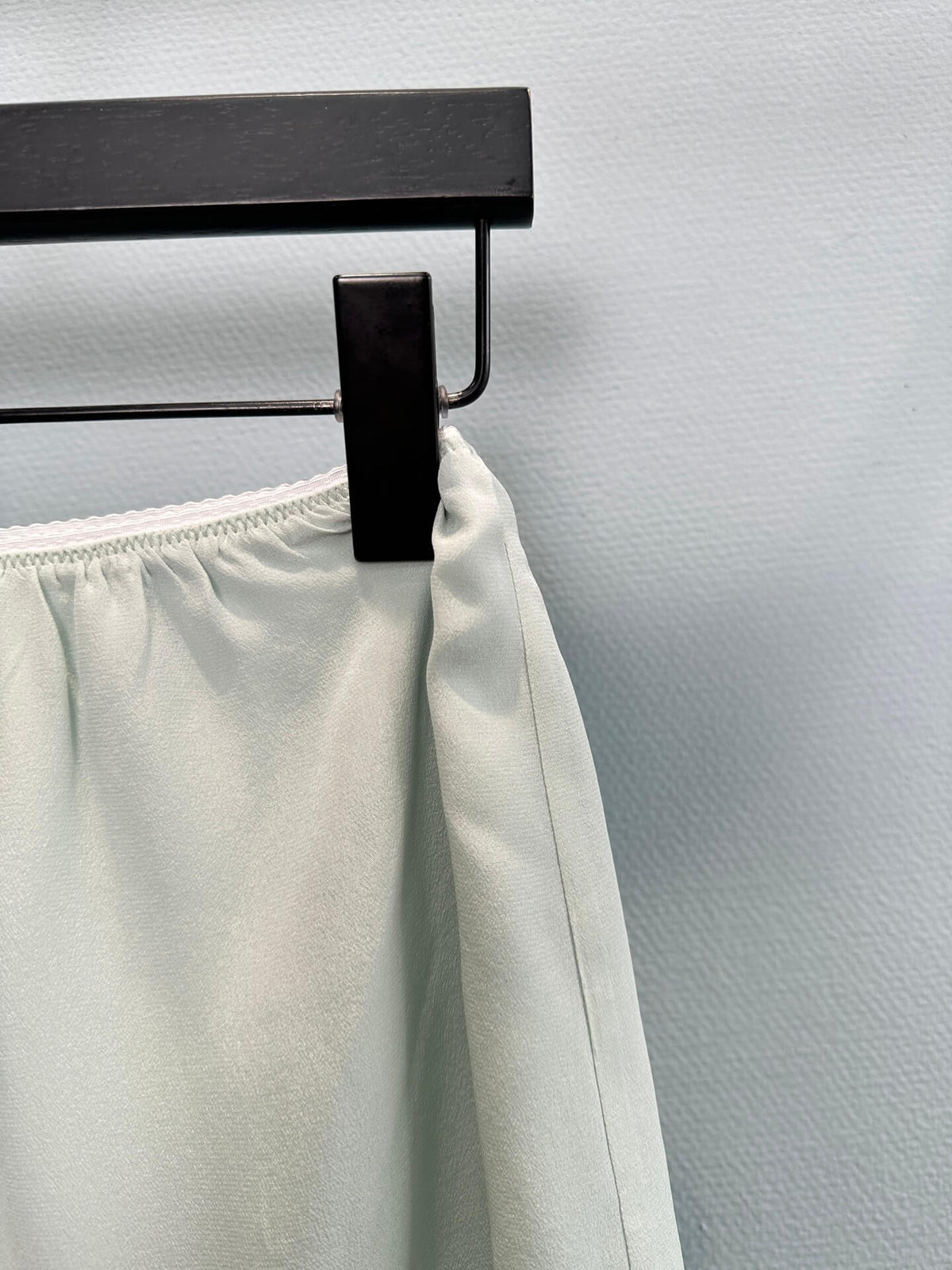 Elastic Waist Ruffle Skirt
