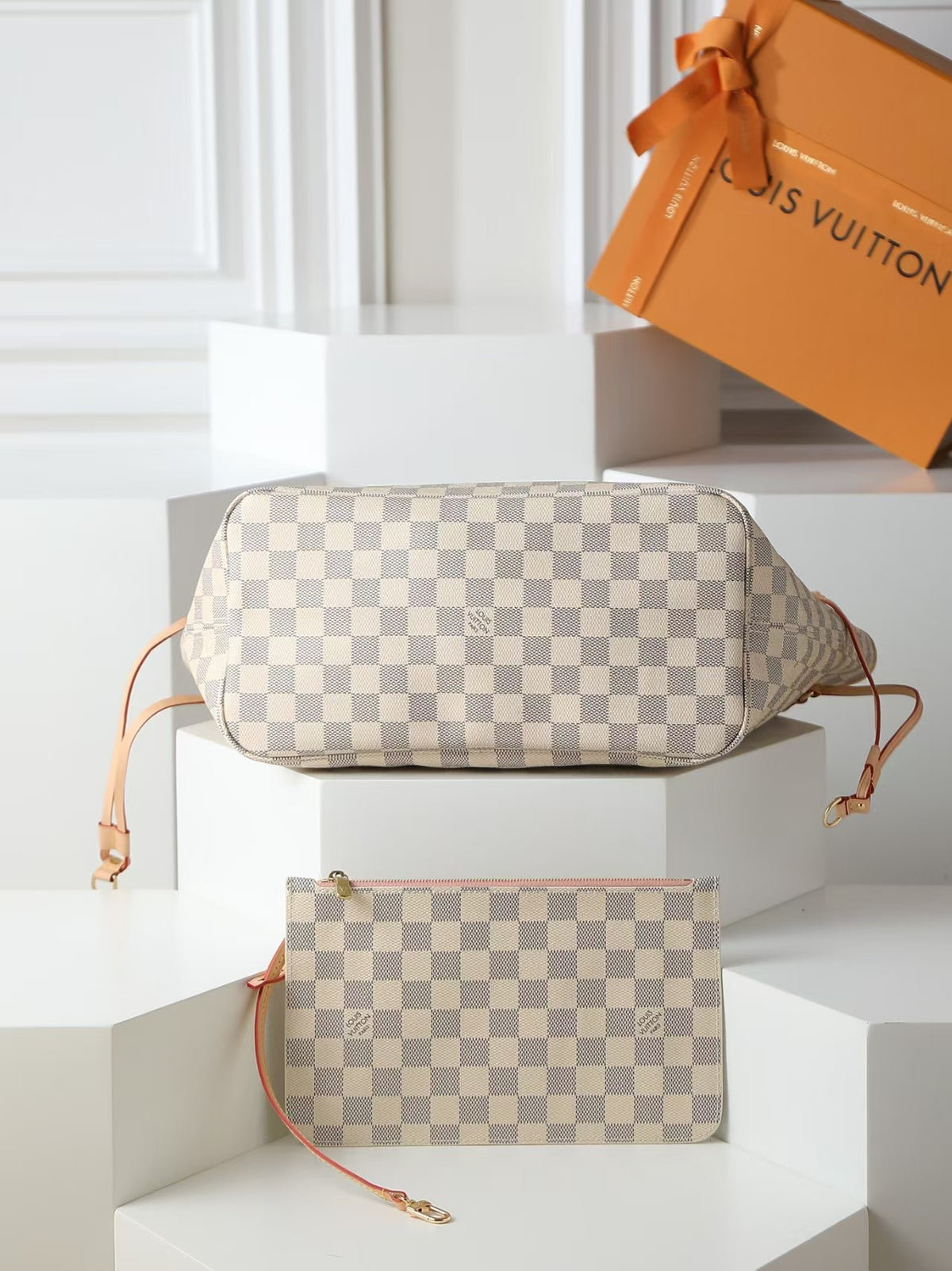 Classic Checkerboard‑Pattern Handbag