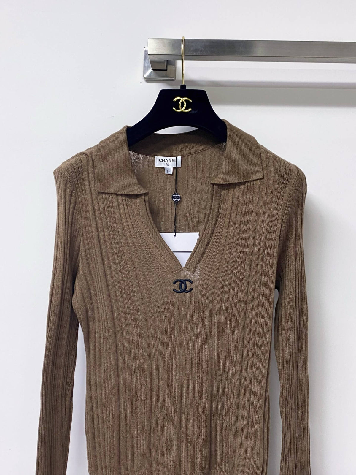 Polo V-Neck Rib Knit Long Sleeve Top
