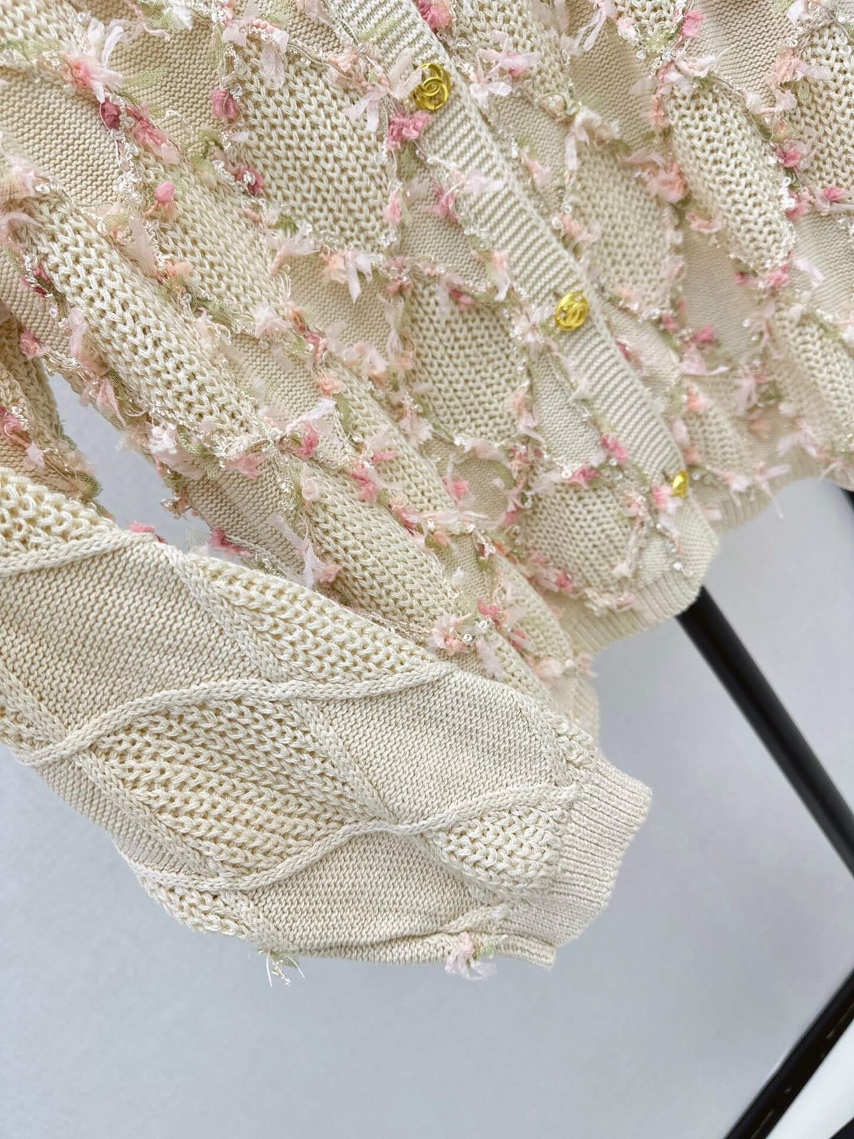 Diamond Ribbon Collared Knit Cardigan