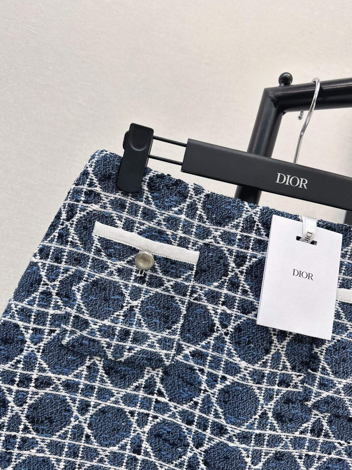 Jacquard Pattern Double Pocket Skirt