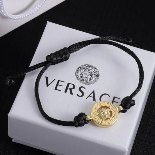Classic Face Design Bangle