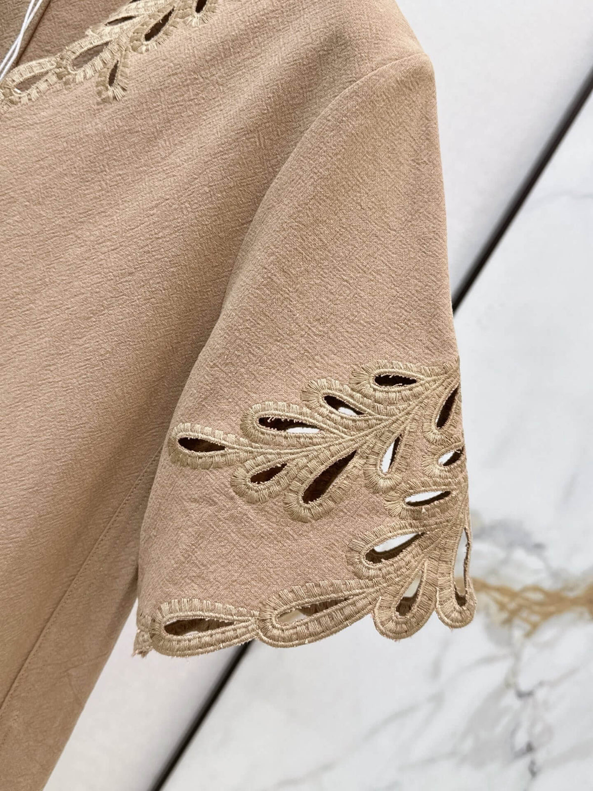 Scalloped Cutwork Hem Shift Dress