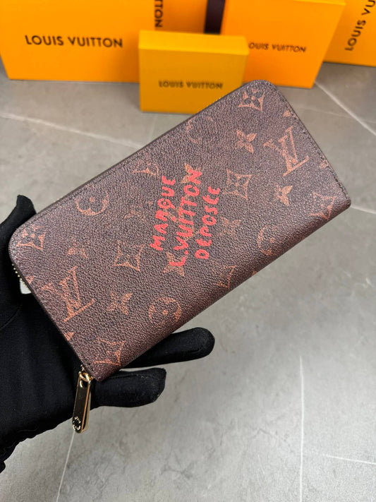 Vintage Style Zipper Wallet