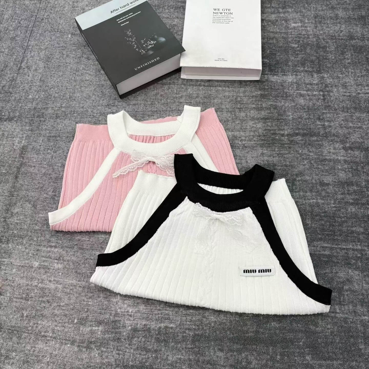 Ribbed Sleeveless Vest
