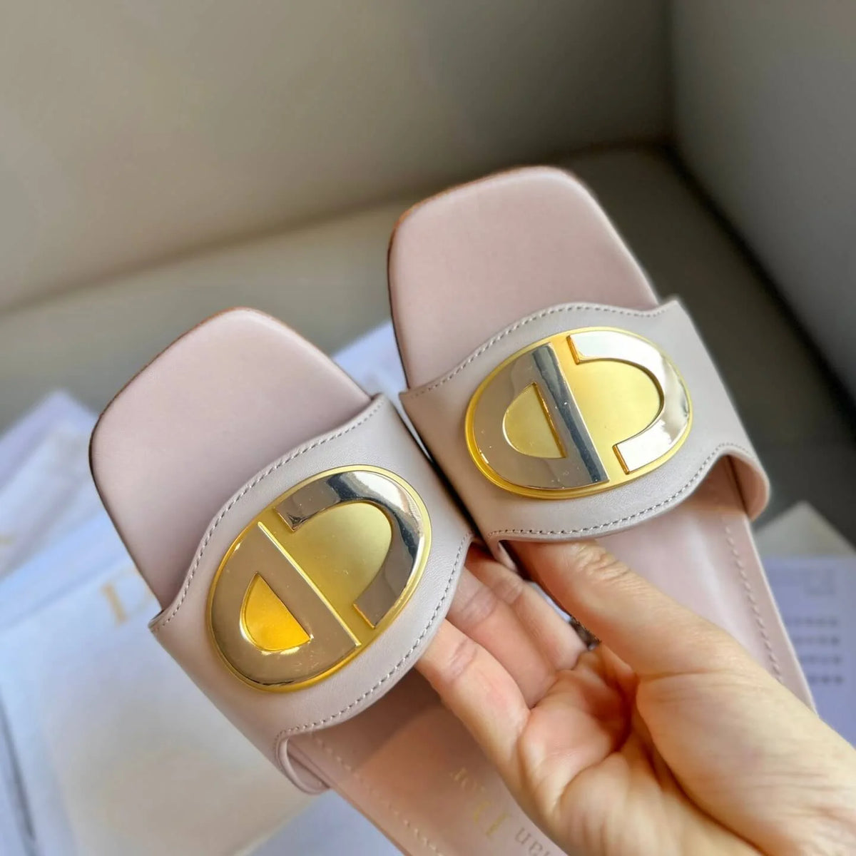 Classic Pink Round-Buckle Block Heel Sandals