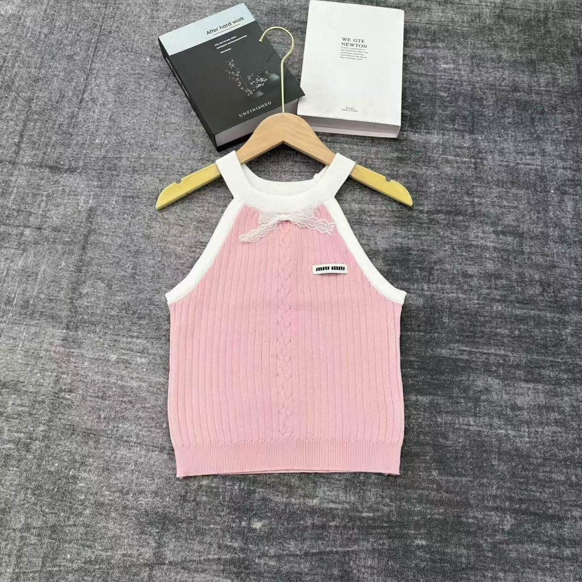Ribbed Sleeveless Vest
