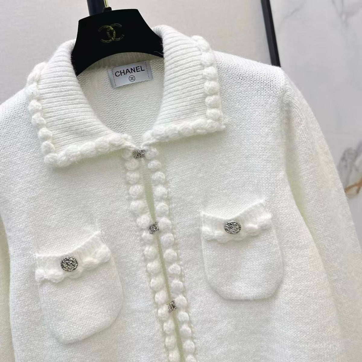 Elegant Collared Knit Cardigan