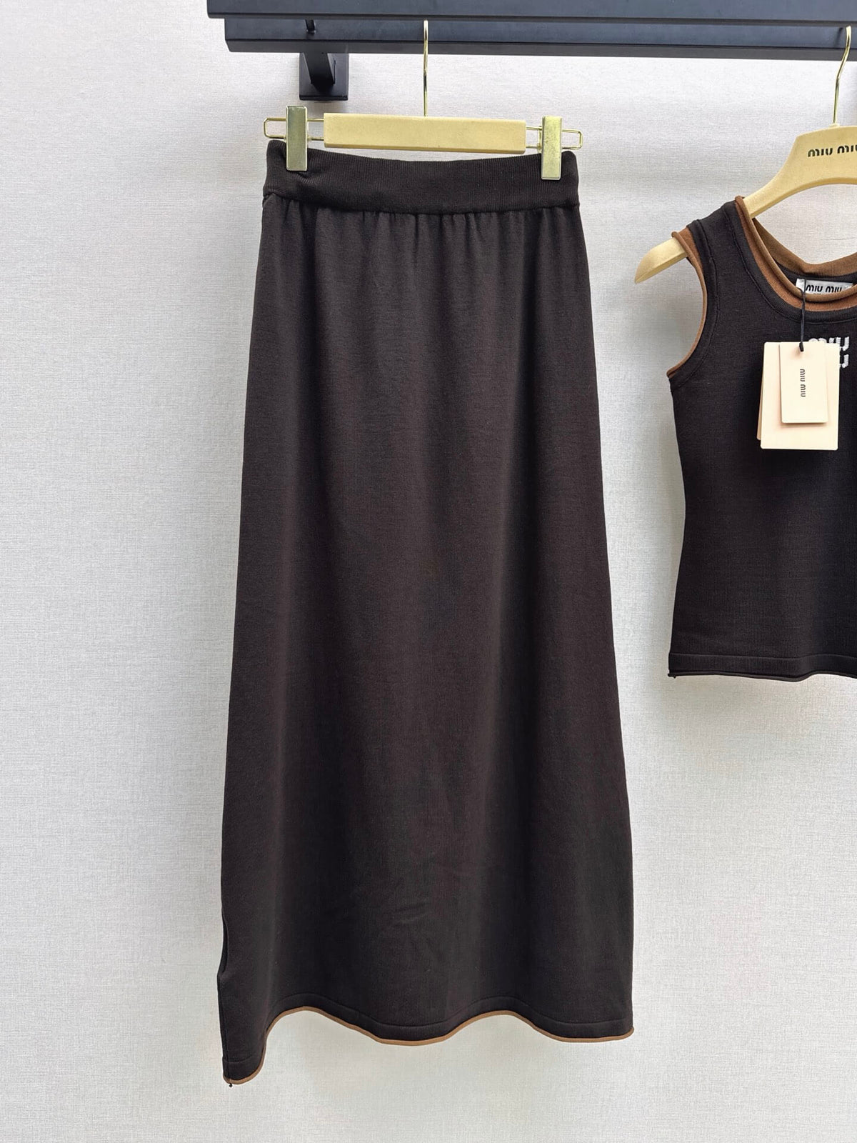 Contrast Trim Logo Tank and Midi Skirt Set
