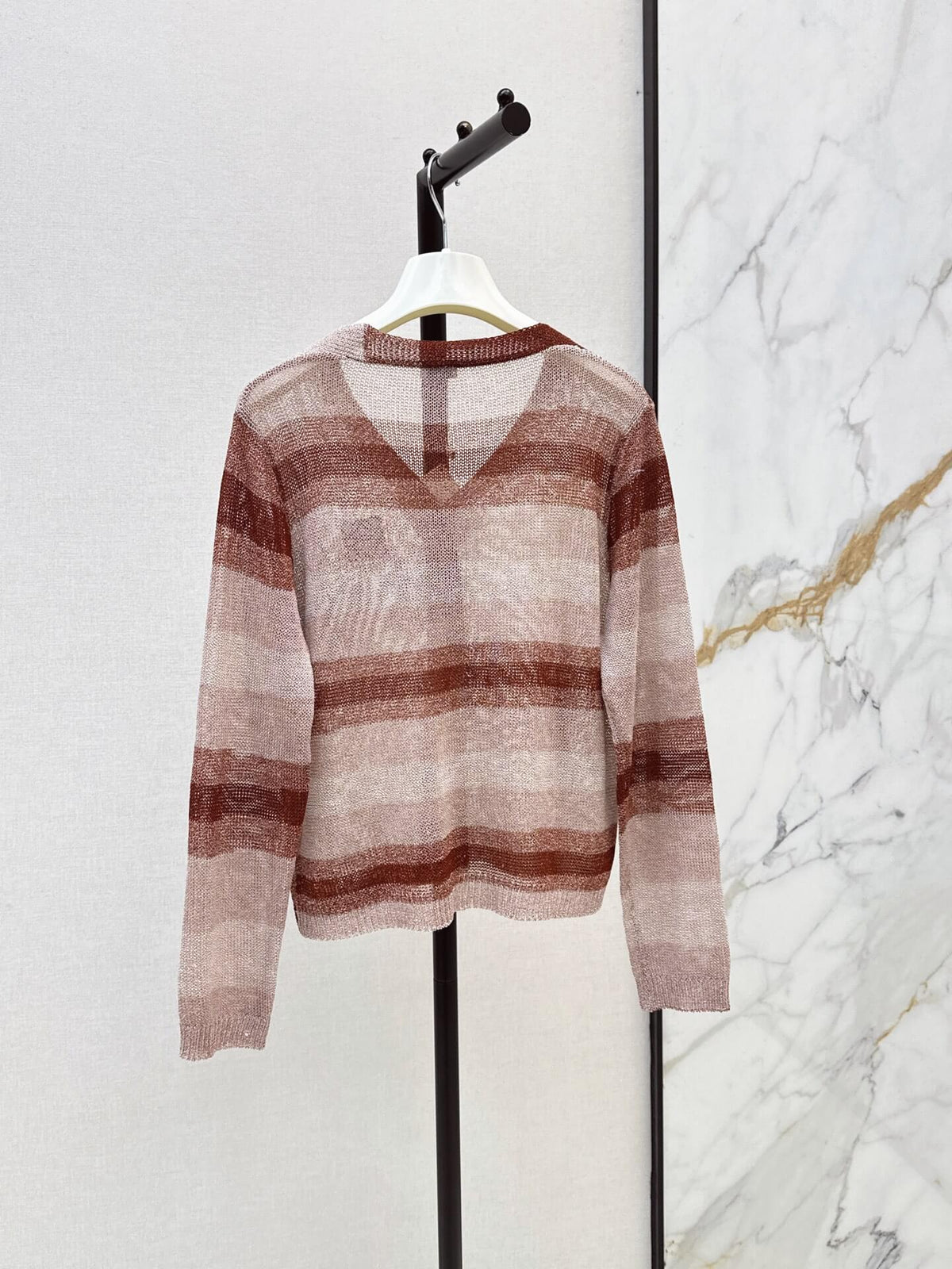 Loose Breath Gradient Knit Top