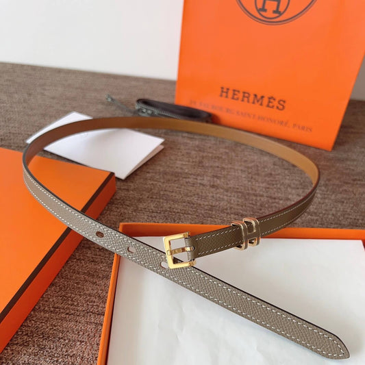 Classic Minimalist Collection Letter Buckle Ultra-Slim Belt