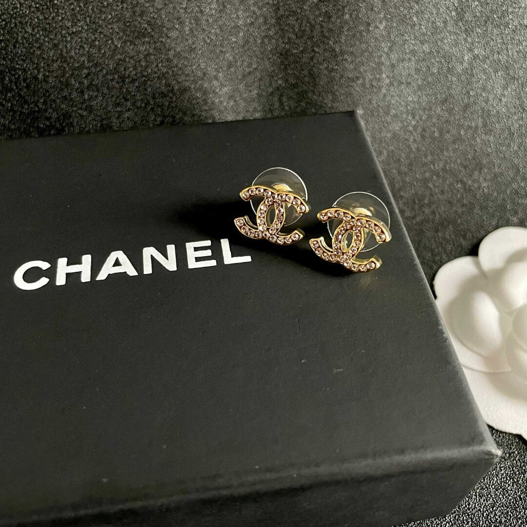Minimalist Double-C Studs