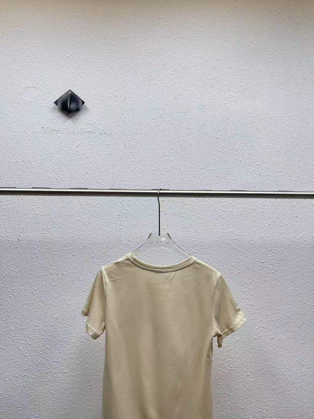 Floral Embroidery Crew Neck T-shirt