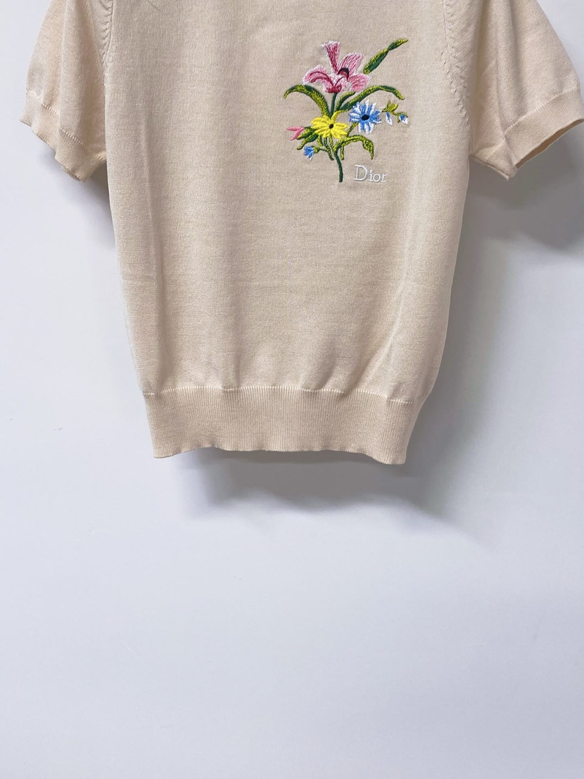 Floral Embroidered Knit Short Sleeve